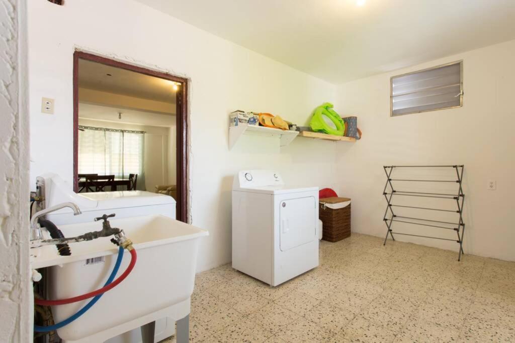 Chill Family And Friend Escape With Wrap Around Porch Apartment Rio Grande Bagian luar foto