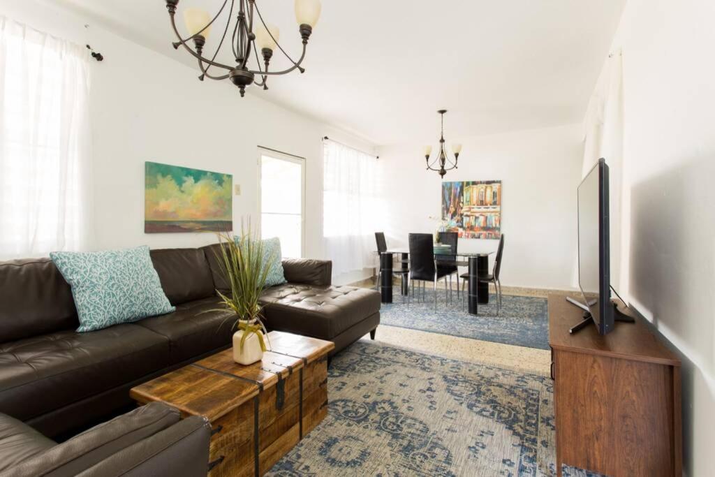 Chill Family And Friend Escape With Wrap Around Porch Apartment Rio Grande Bagian luar foto