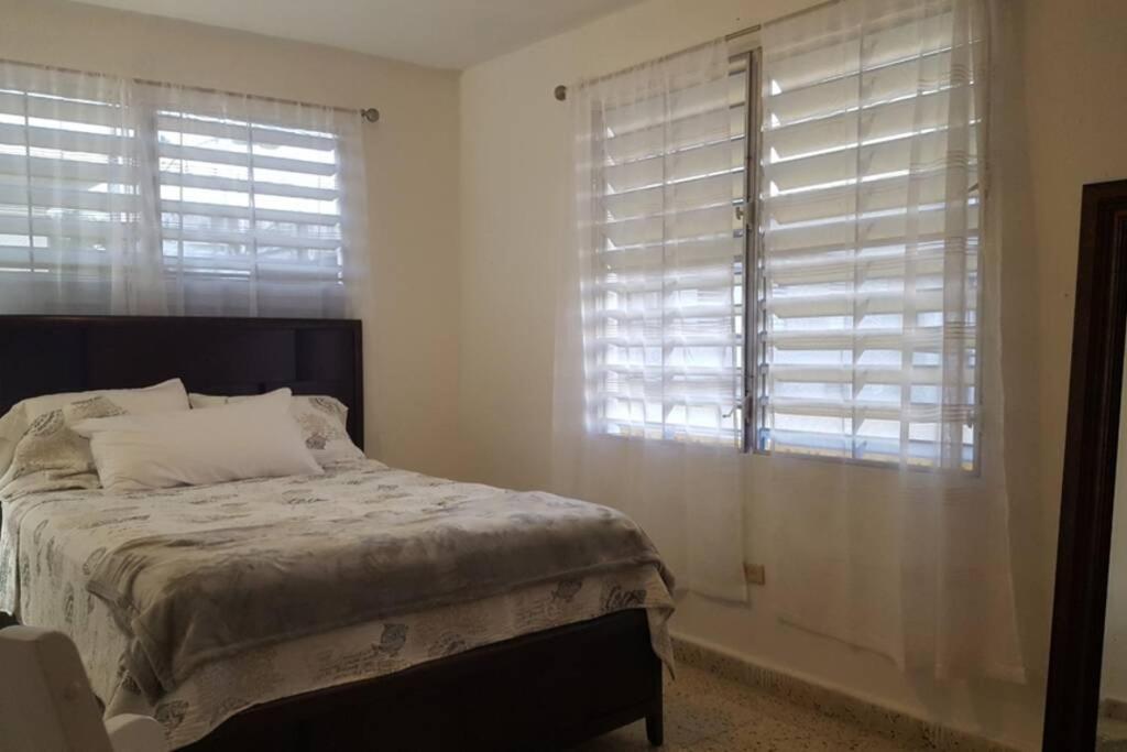 Chill Family And Friend Escape With Wrap Around Porch Apartment Rio Grande Bagian luar foto