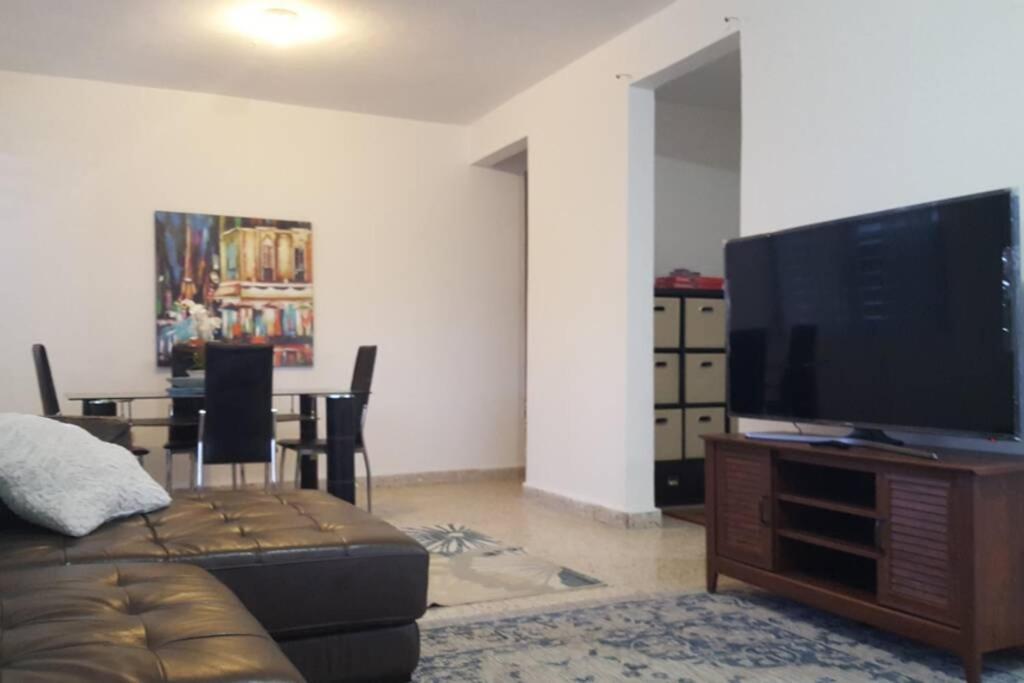 Chill Family And Friend Escape With Wrap Around Porch Apartment Rio Grande Bagian luar foto