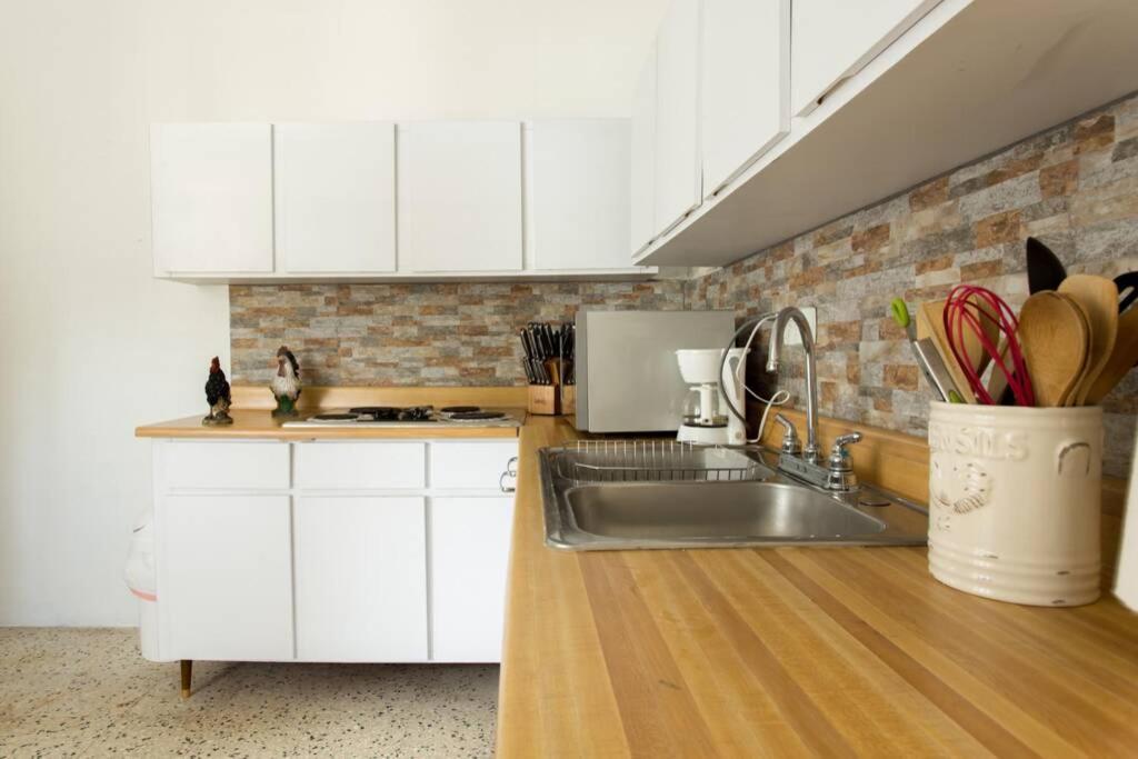 Chill Family And Friend Escape With Wrap Around Porch Apartment Rio Grande Bagian luar foto